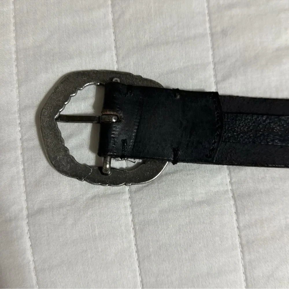 free people M/L Black Silver Tone Buckle Genuine Buff Leather Belt